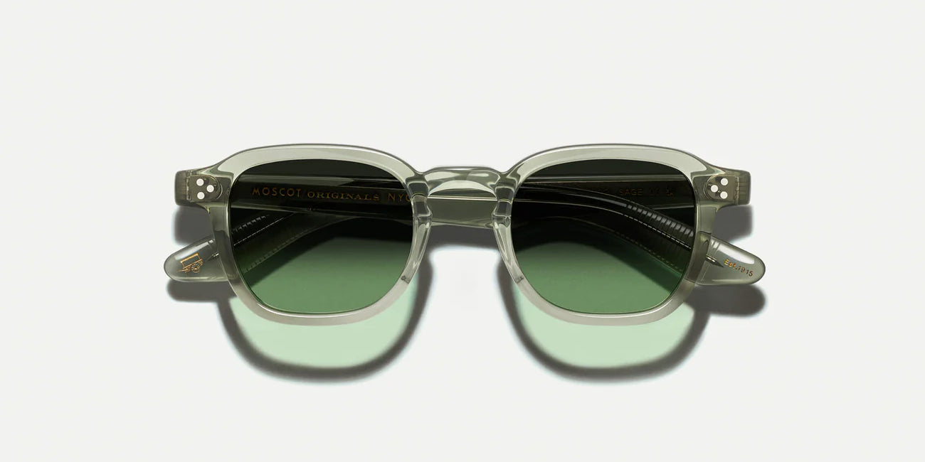 momza-sun-color-sage-pos-2_1300x_015c6013-2a52-47db-8f2d-a181337b8c55.webp