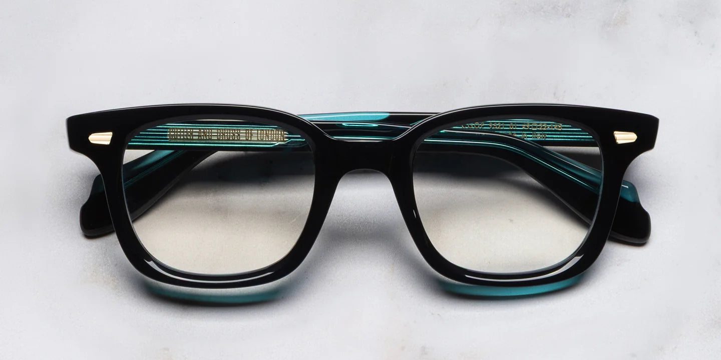 black CG9521 glasses
