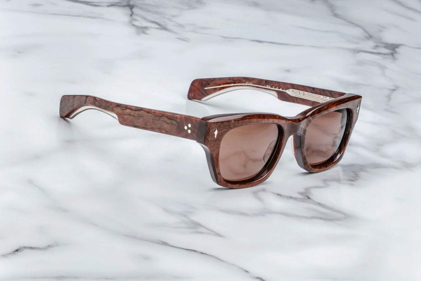 JMM Dealan in burlwood wayfer shaped frame side view