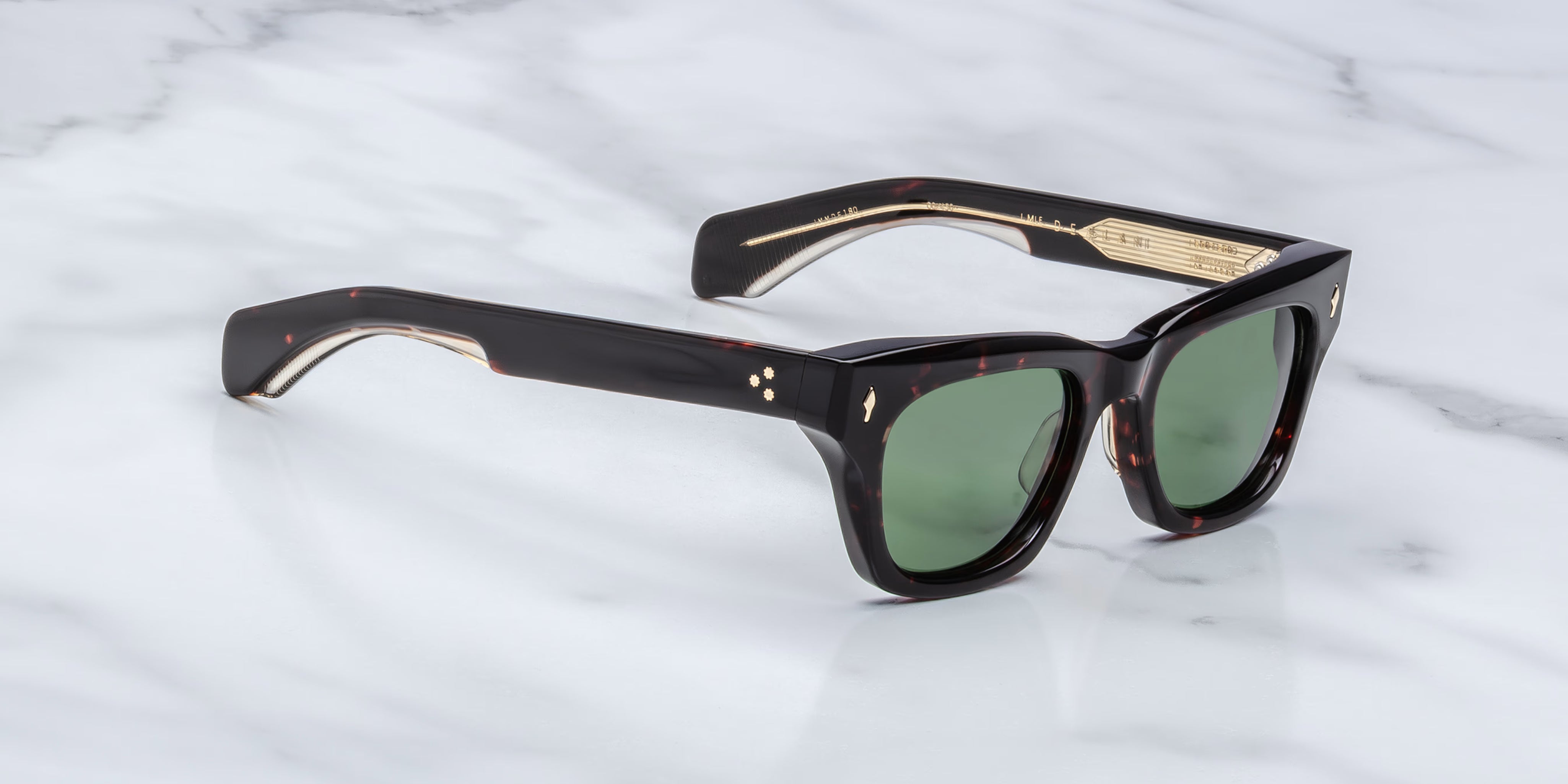 Dealan_Etna_3-4_Cropped_5377x3585_izhvle.avif