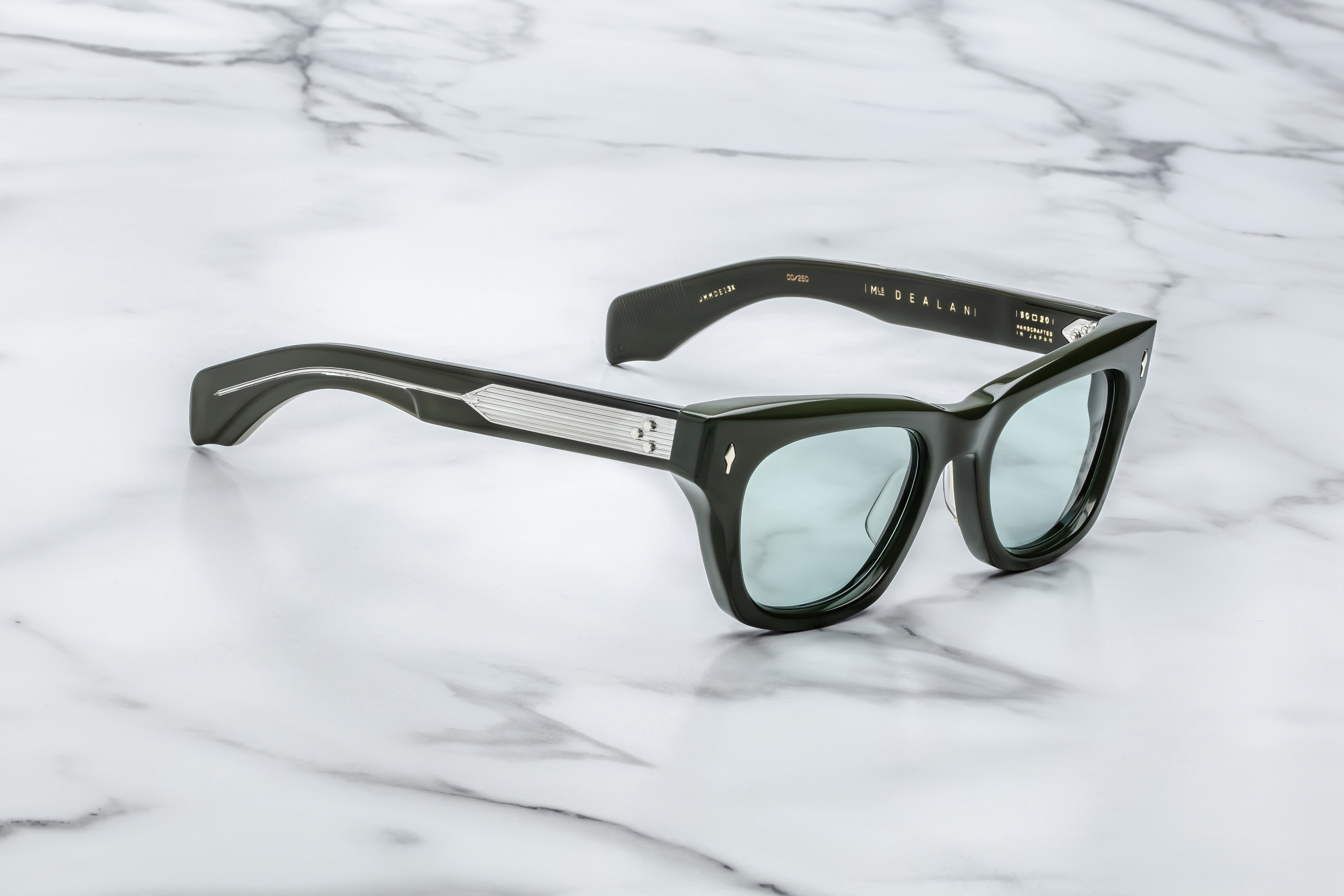 JMM dealan wayfer shaped sunglass in deep green acetate 