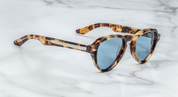 side view of aviator tortishell side view with metal detail on temples