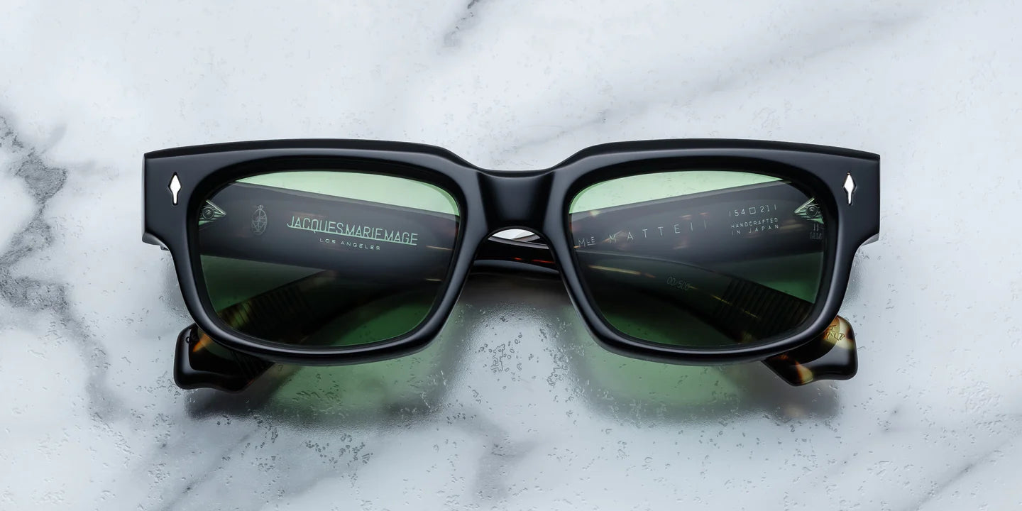 black coloured sunglasses with sterling silver arrow head motify on the sides JMM mattei noir