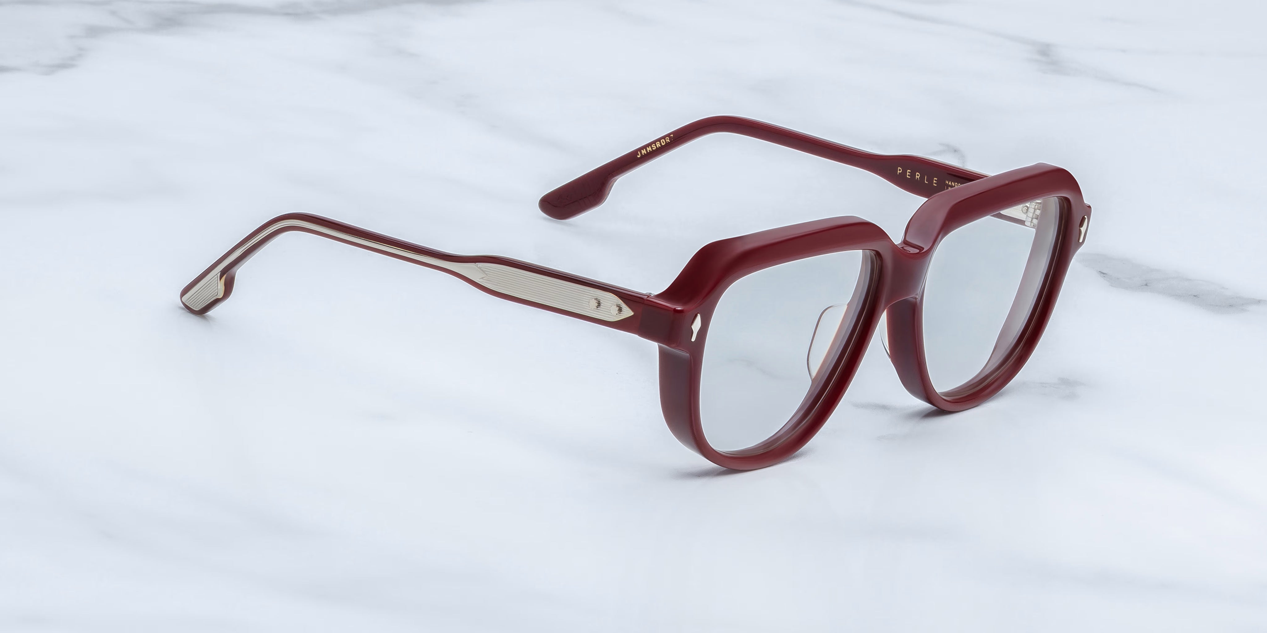 Perle_Bordeaux_RX_3-4_Cropped_5377x3585_dvgd40.avif
