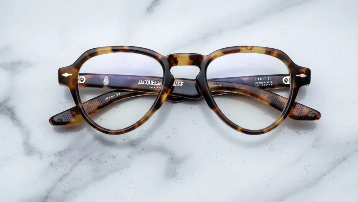aviator shaped optical frame in tortise shell