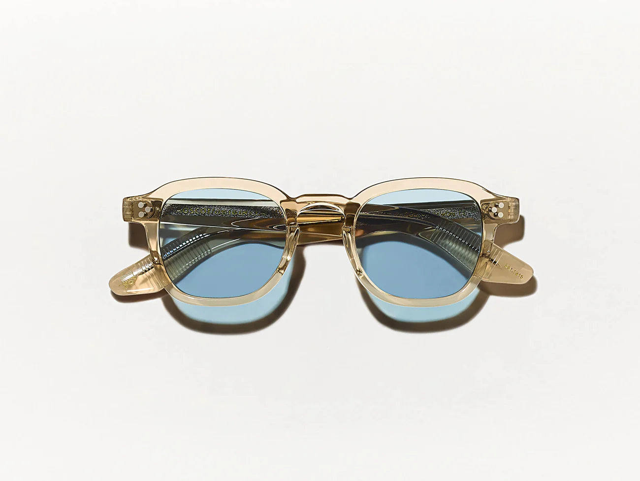 Moscot Momza
